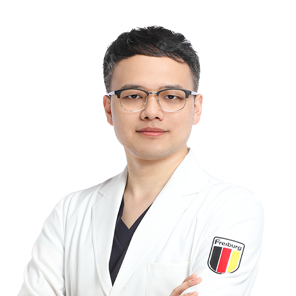 茀莱堡口腔 杨天乐